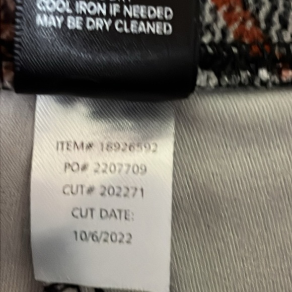 Torrid Pocket Flare Luxe Ponte High-Rise Plaid Pant, size 1R - Picture 14 of 17